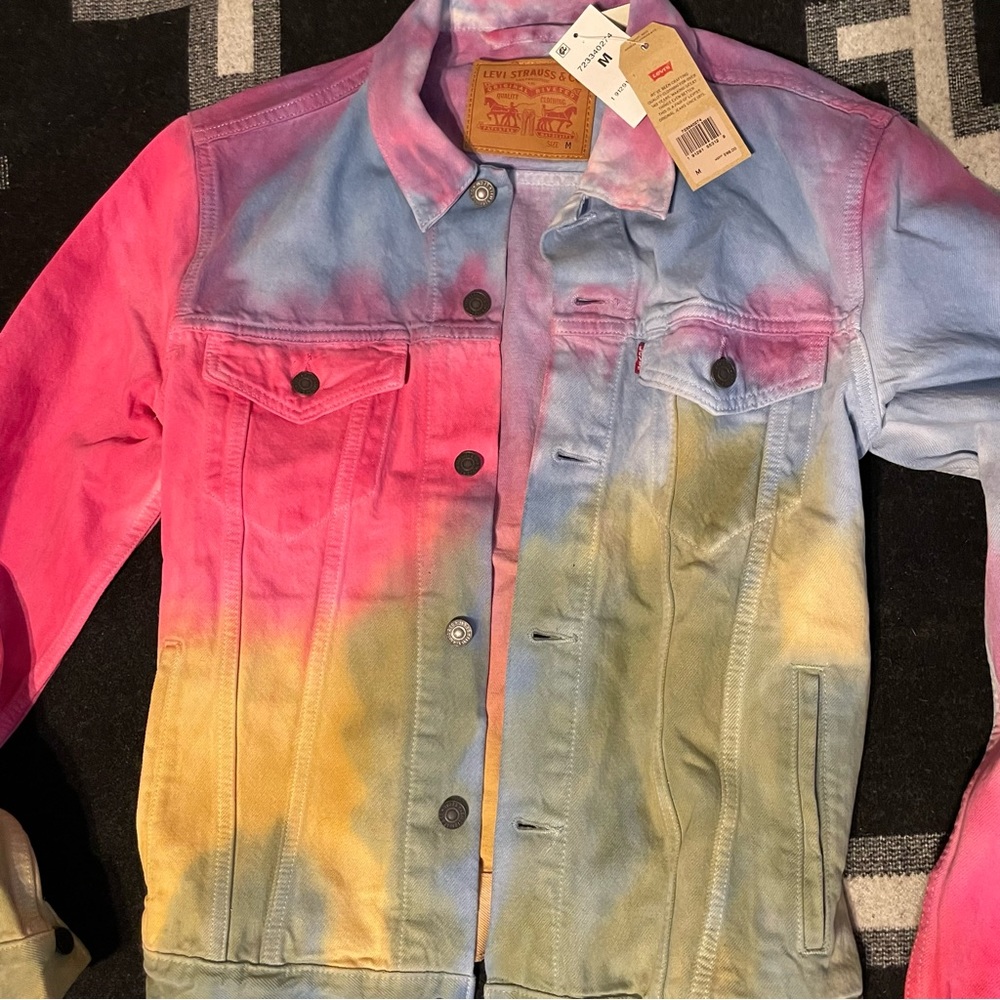 Levis Premium Tie Dyed Multicolor “Dead Head” Trucker Jacket NWT Mens Medium